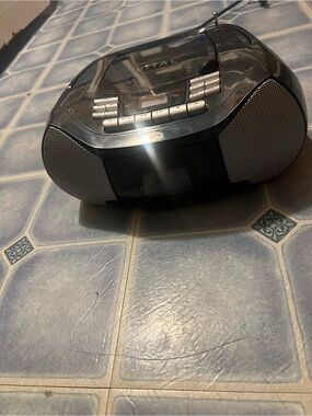 Vital Portable CD/Cassette Player - Black